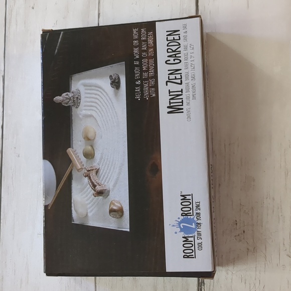 Room2Room Mini Zen Garden - Picture 1 of 9